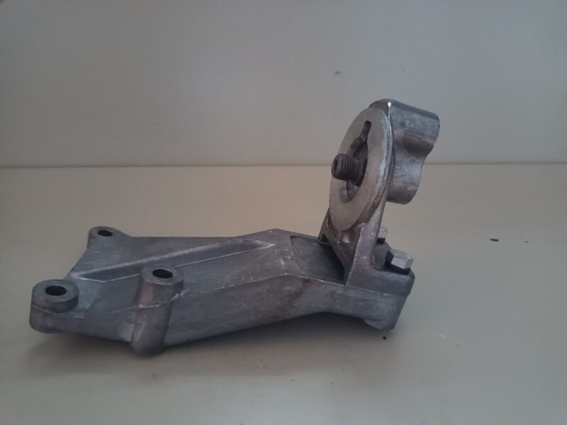 Korpuss ar kronšteinu (main.f.)