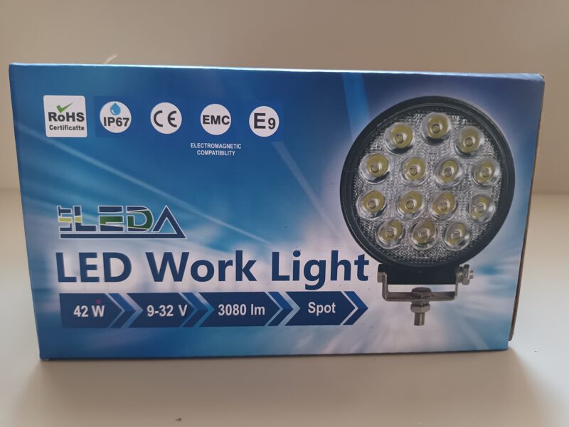 LED darba lukturis