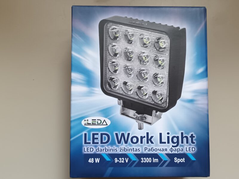 LED darba lukturis