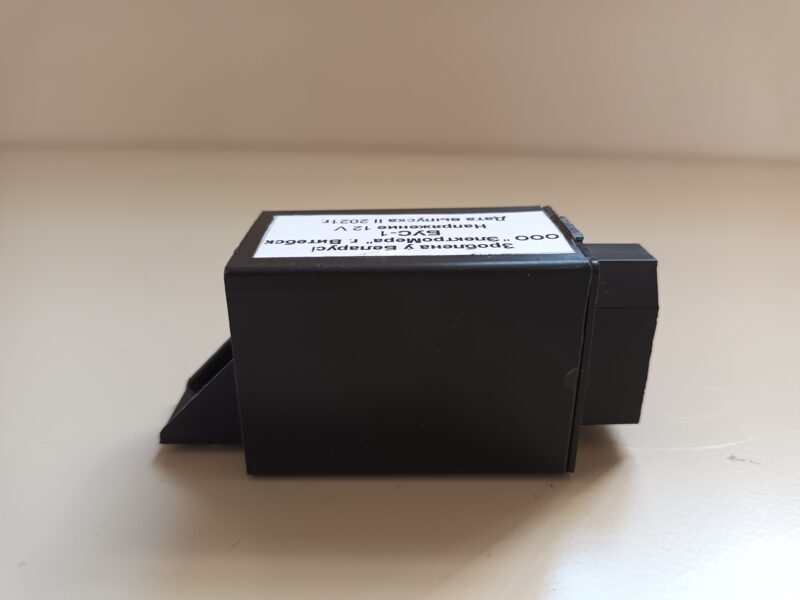 Kvēlsveču vadības bloks