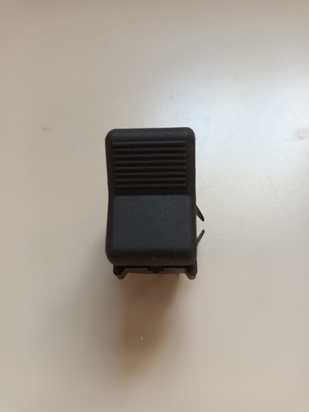 Slēdzis (bez apzīmējuma)